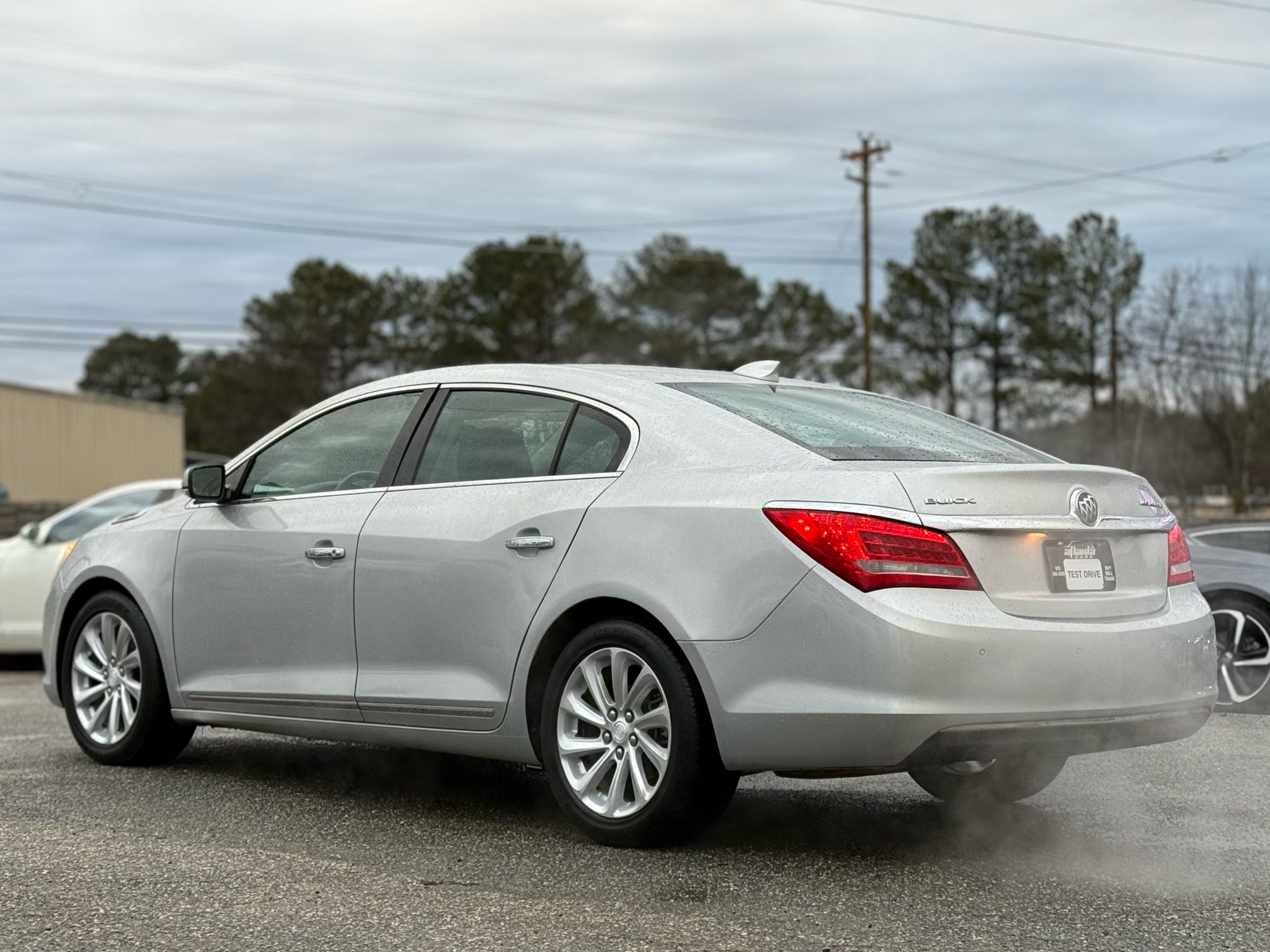 Vehicle image 4 of 39