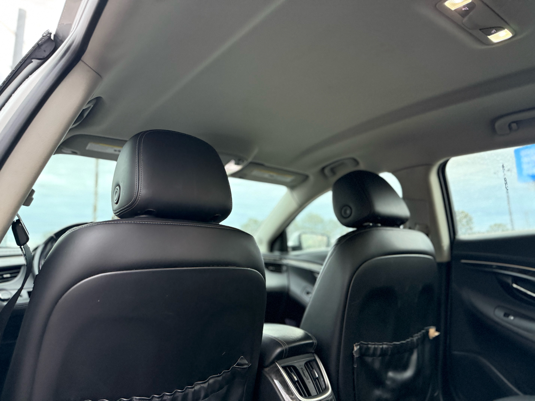 Vehicle image 20 of 39