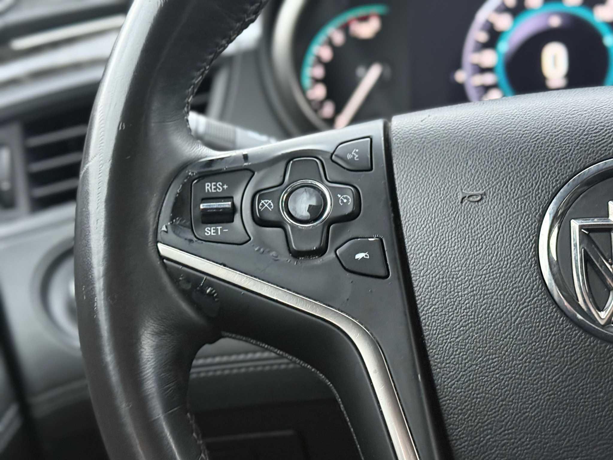 Vehicle image 29 of 39