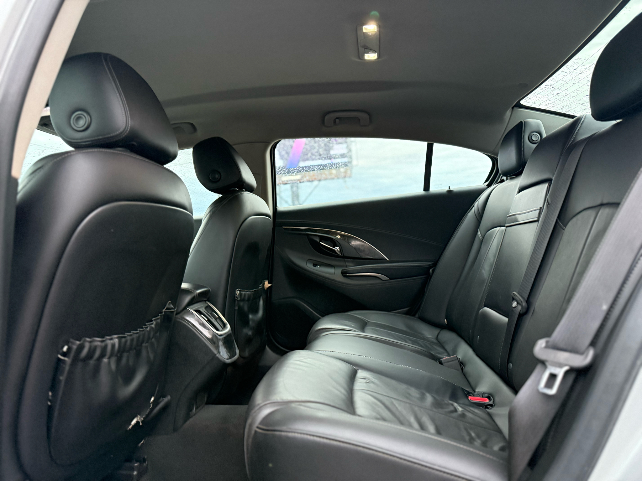 Vehicle image 18 of 39