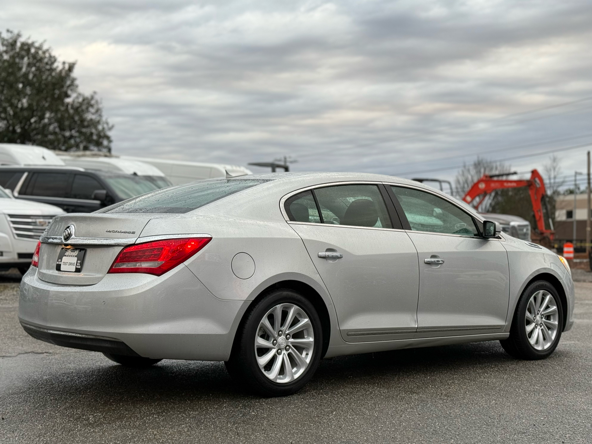 Vehicle image 2 of 39