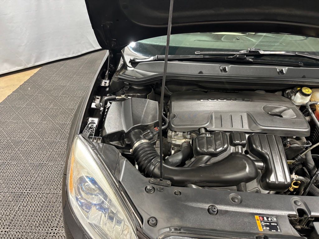 Vehicle image 10 of 31