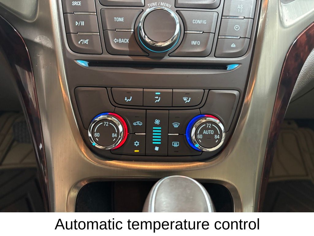 Vehicle image 27 of 31