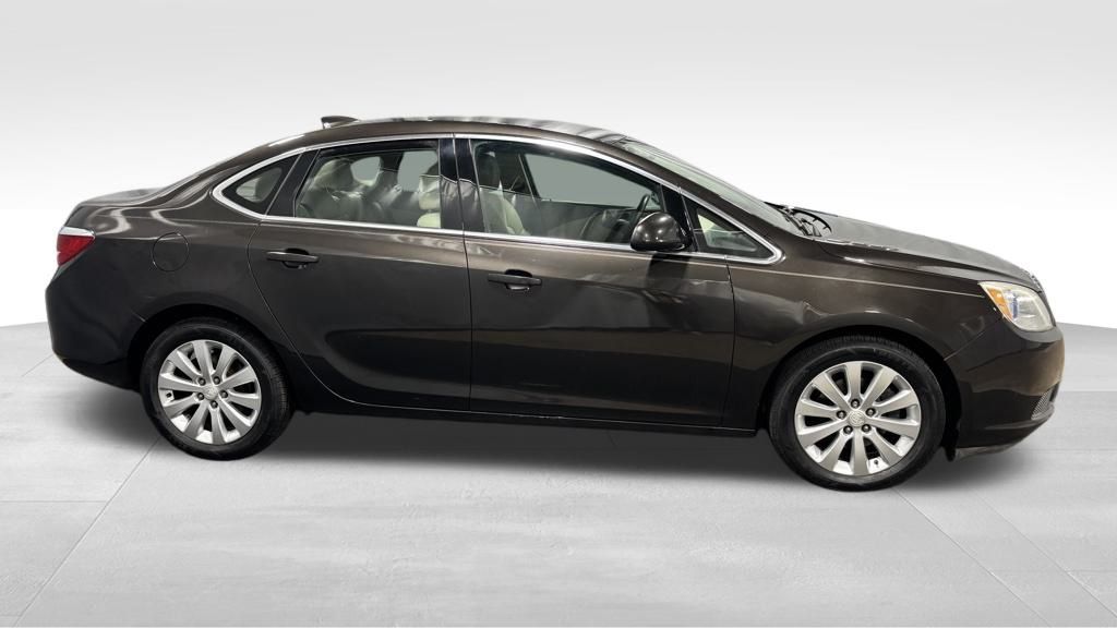 Vehicle image 3 of 31