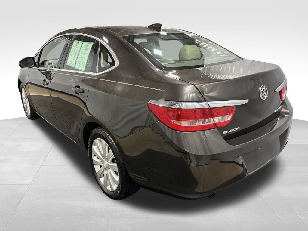 Vehicle image 7 of 31
