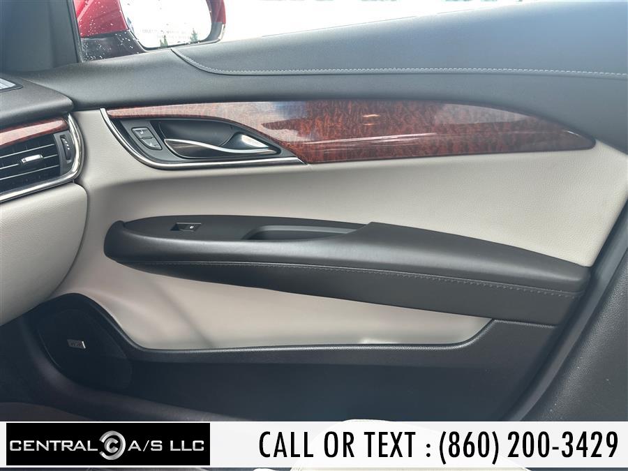 Vehicle image 16 of 21