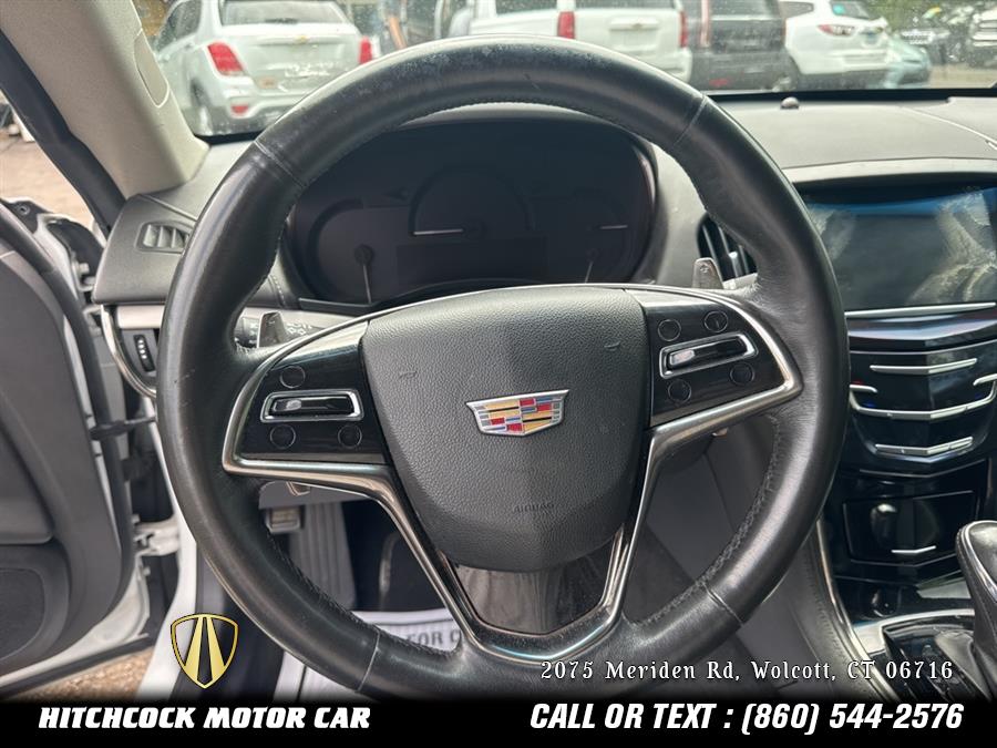 Vehicle image 32 of 43