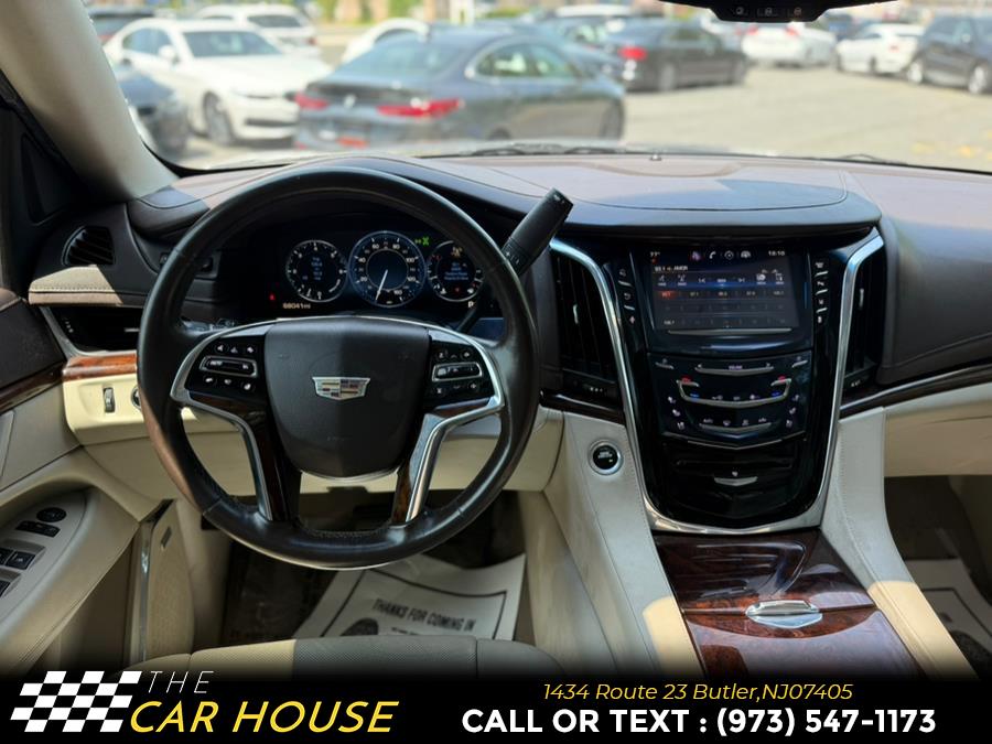 Vehicle image 20 of 28