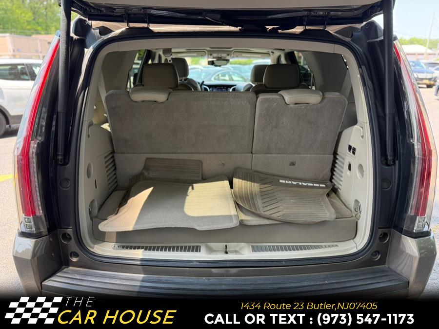 Vehicle image 14 of 28