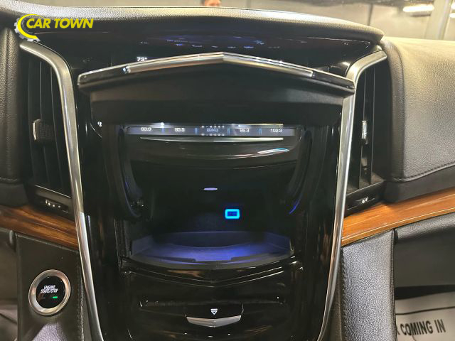 2015 Cadillac Escalade ESV Luxury Image 30 of 48