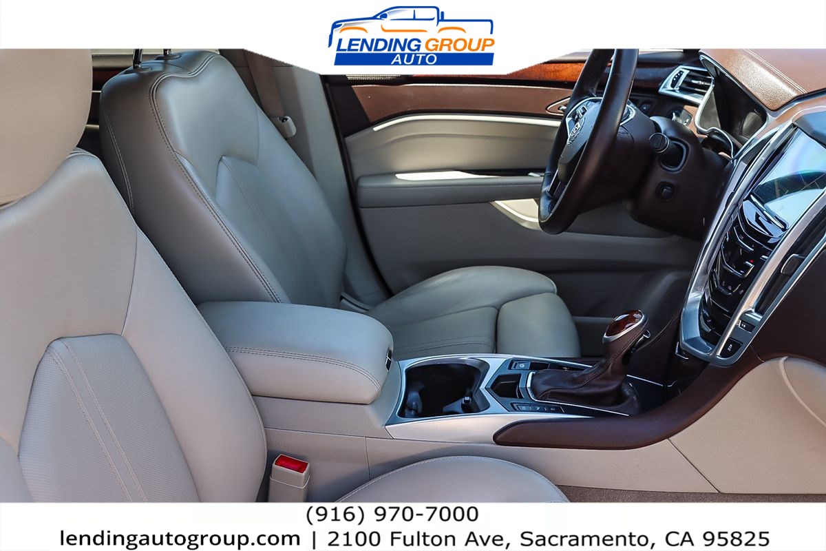 Vehicle image 14 of 25