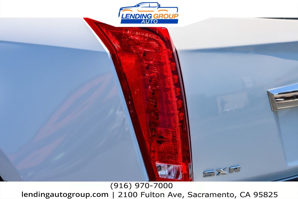 Vehicle image 8 of 25