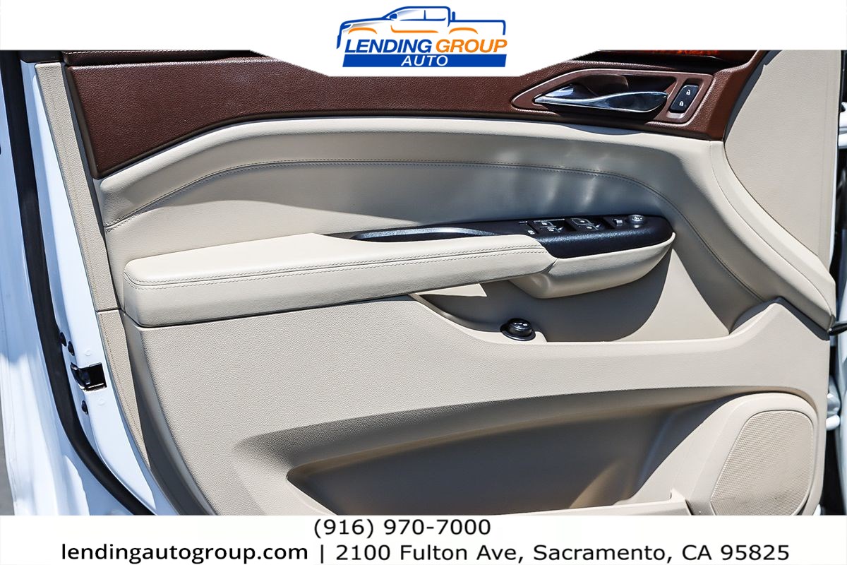 Vehicle image 18 of 25