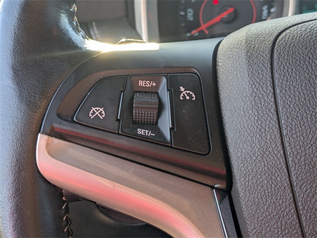 2015 Chevrolet Camaro LT Image 21 of 26