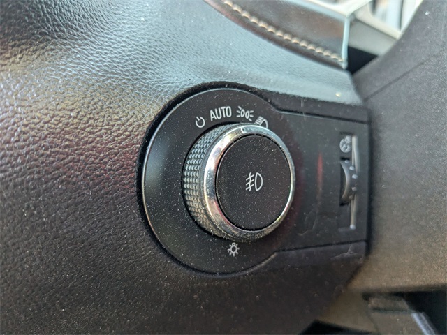 2015 Chevrolet Camaro LT Image 20 of 26