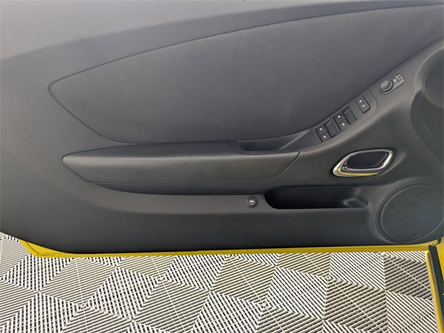 Vehicle image 20 of 28