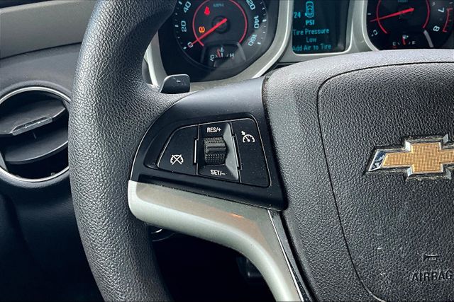 2015 Chevrolet Camaro LS Image 24 of 27