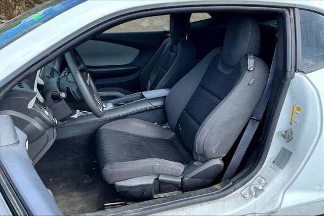 2015 Chevrolet Camaro LS Image 25 of 27