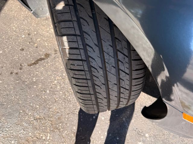 2015 Chevrolet Camaro LS Image 11 of 27