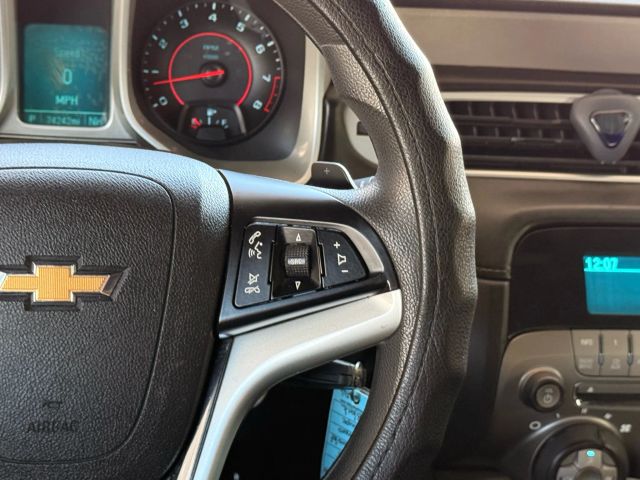 2015 Chevrolet Camaro LS Image 25 of 27