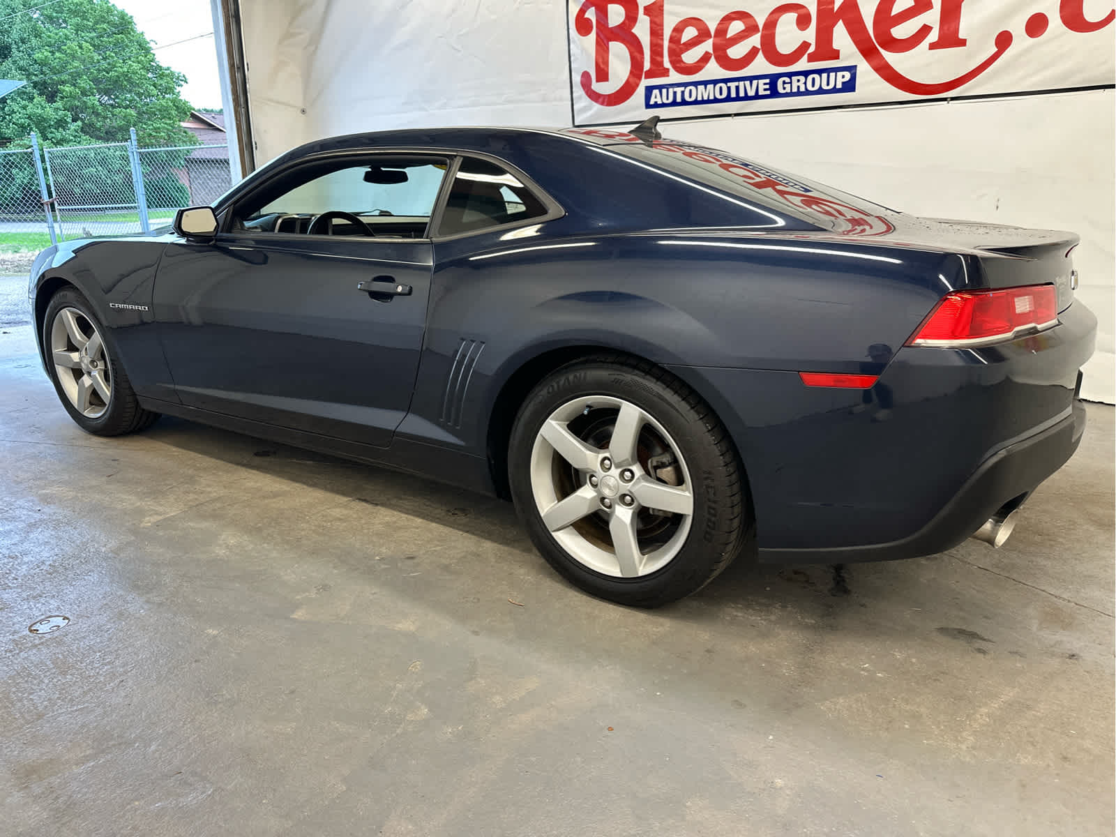 Vehicle image 3 of 39