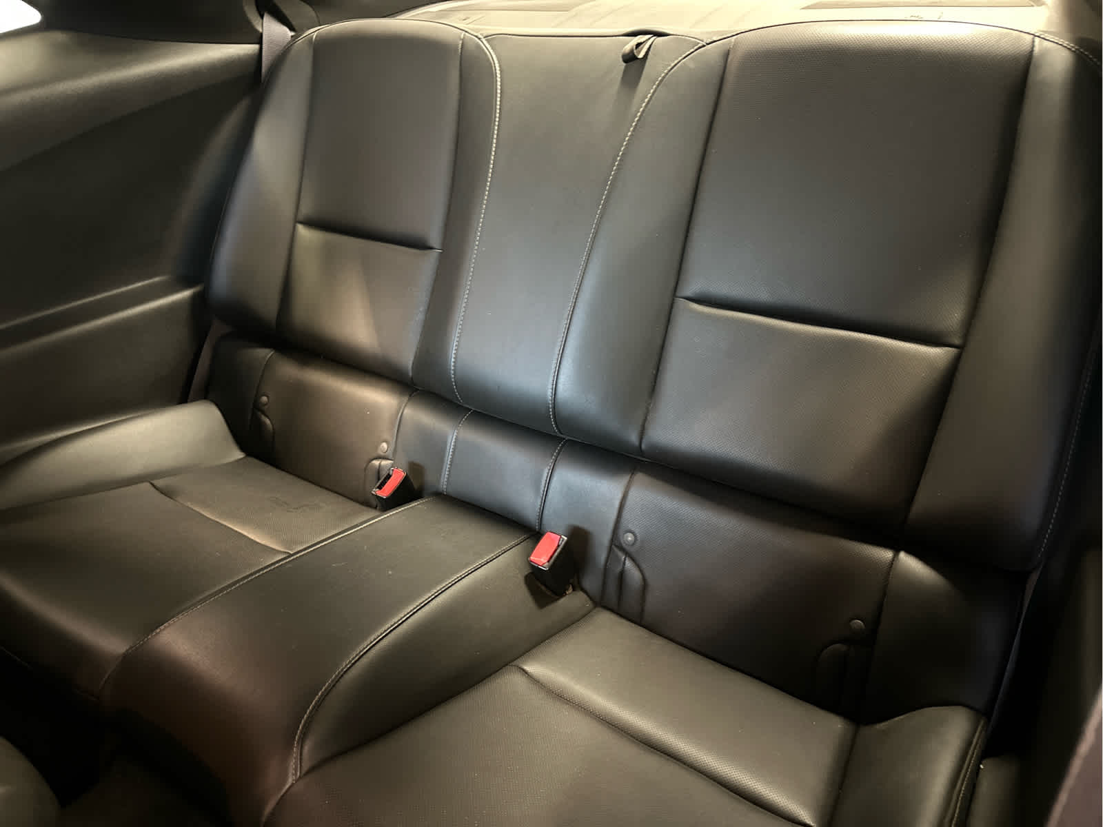 Vehicle image 16 of 39
