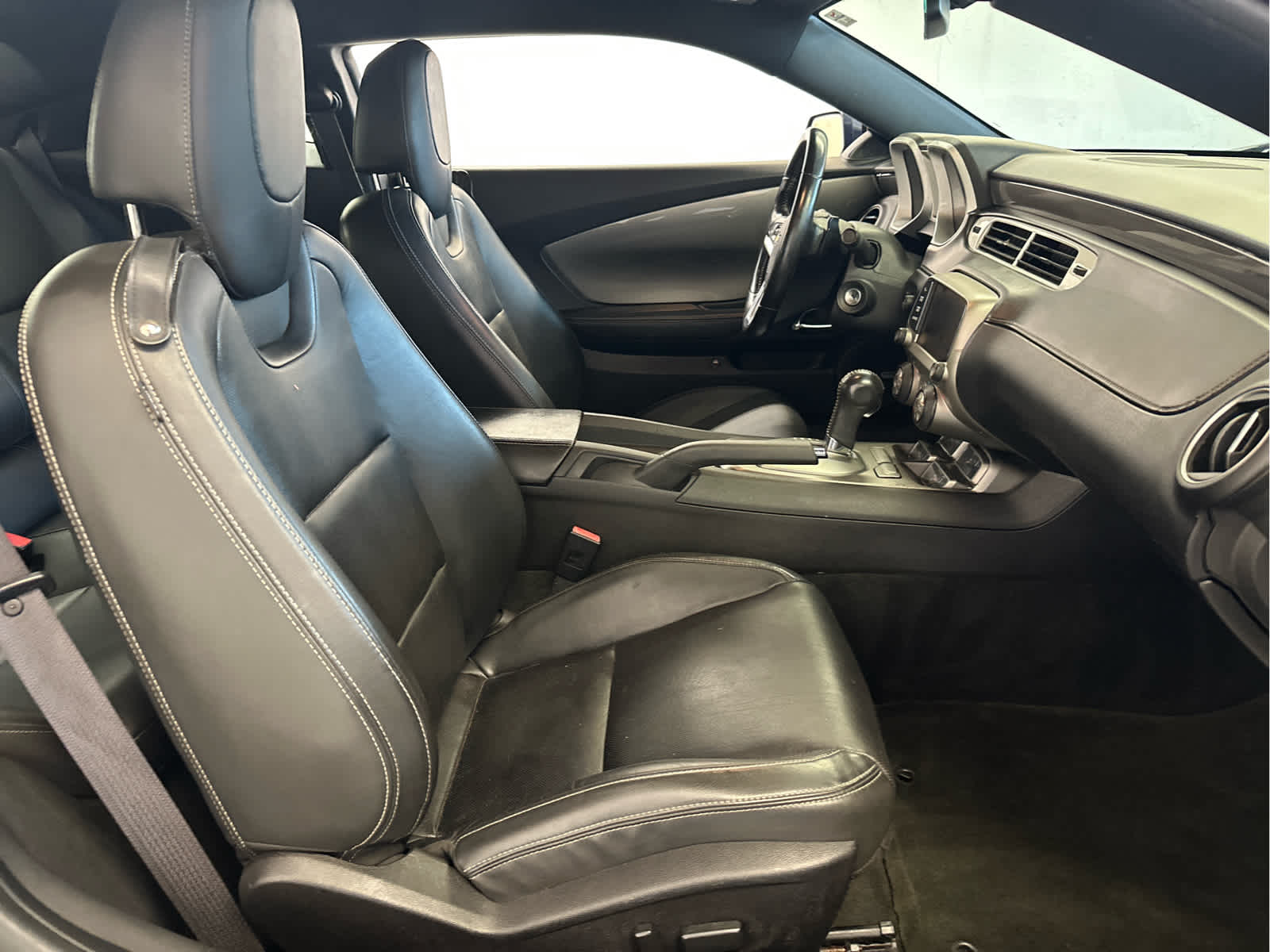 Vehicle image 19 of 39