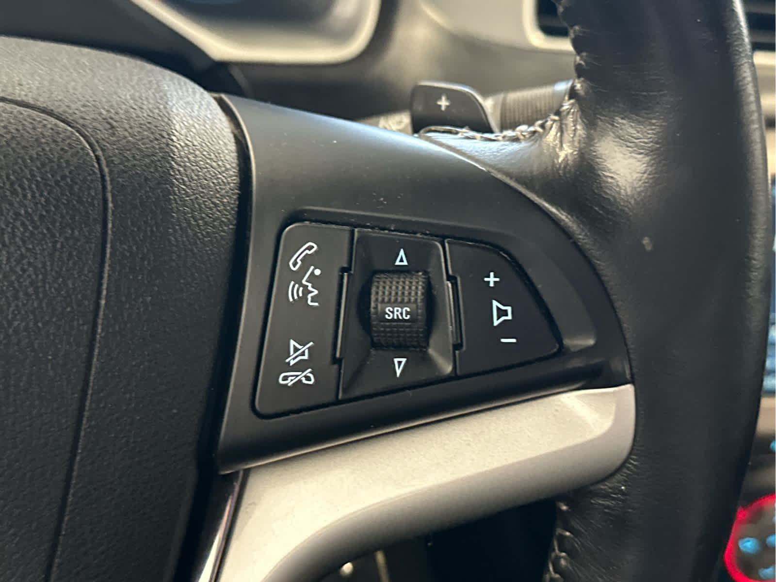 Vehicle image 27 of 39
