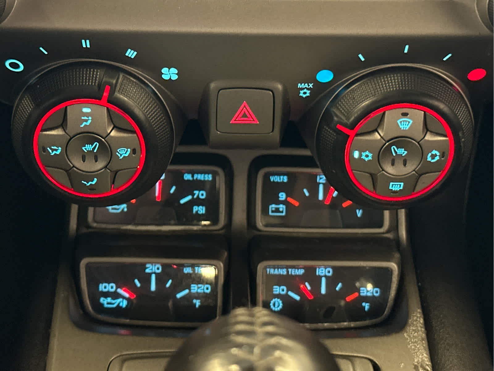 Vehicle image 32 of 39