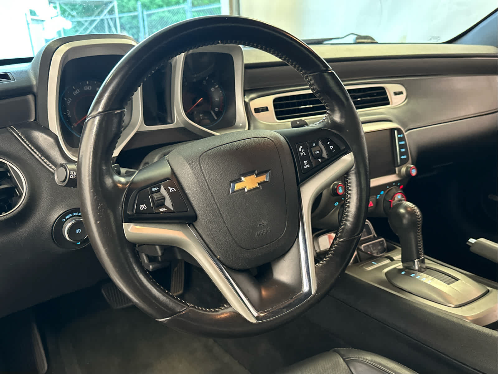 Vehicle image 11 of 39