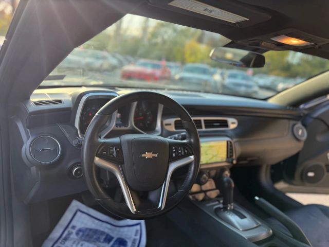 2015 Chevrolet Camaro LT Image 3 of 12