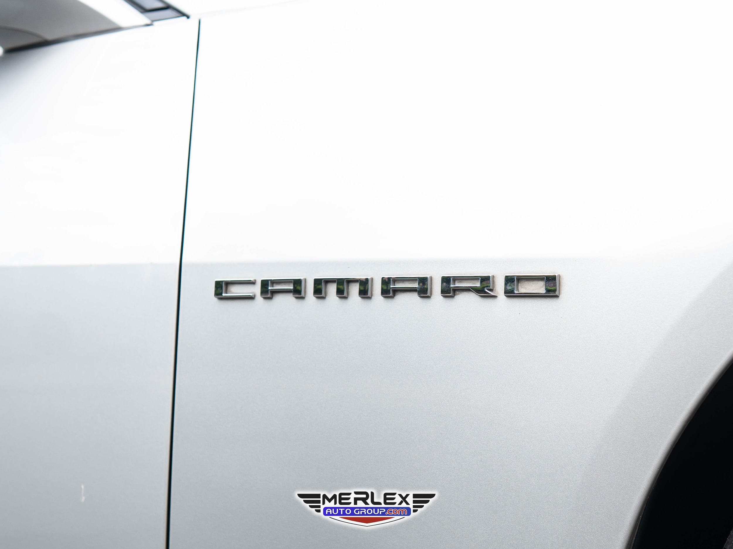 Vehicle image 32 of 43