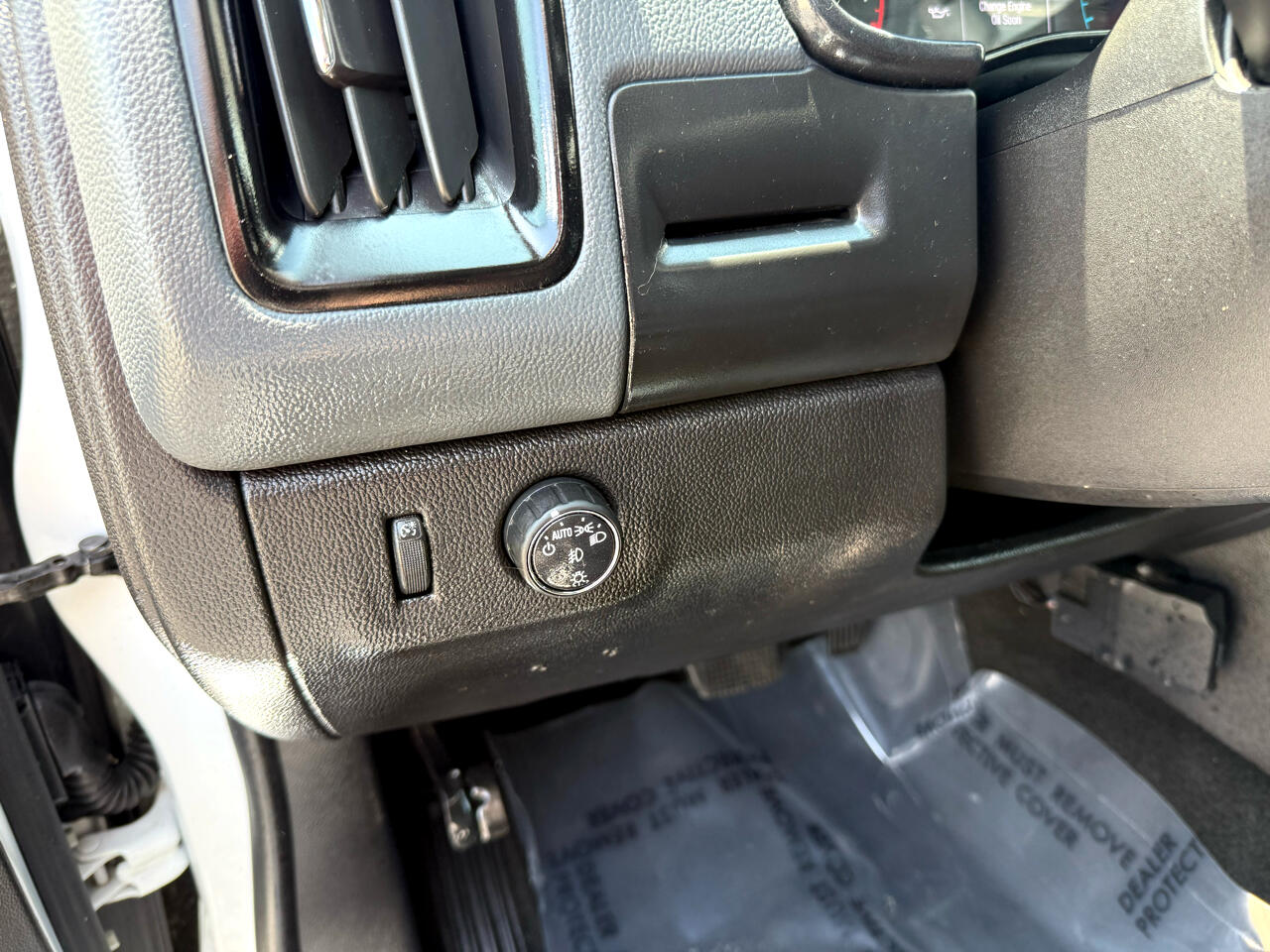 Vehicle image 13 of 14