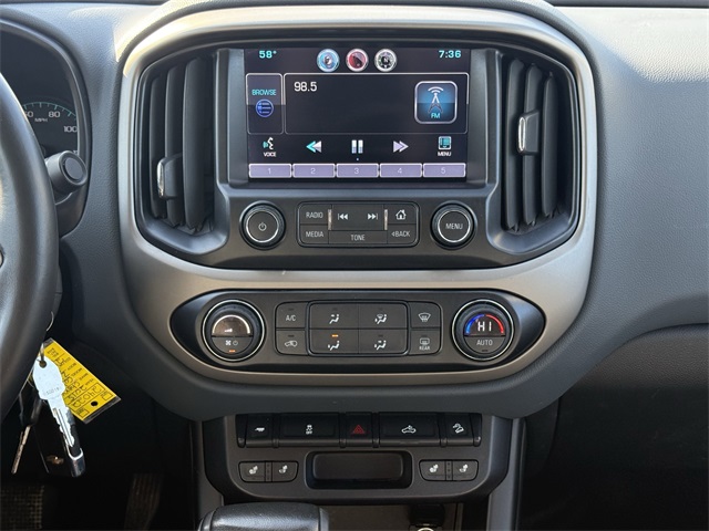Vehicle image 16 of 25