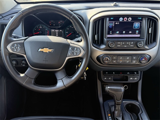 Vehicle image 15 of 25