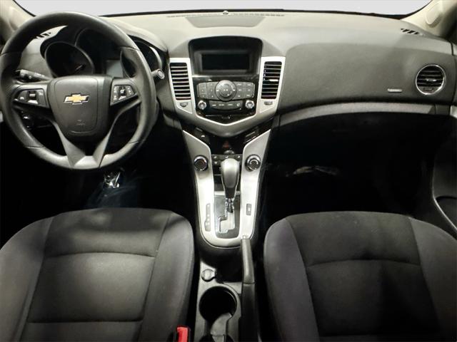 2015 Chevrolet Cruze LT Image 18 of 31