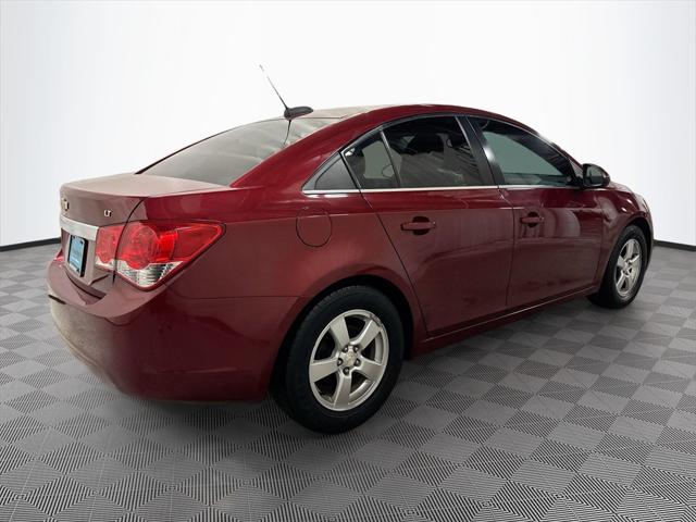 2015 Chevrolet Cruze LT Image 5 of 31