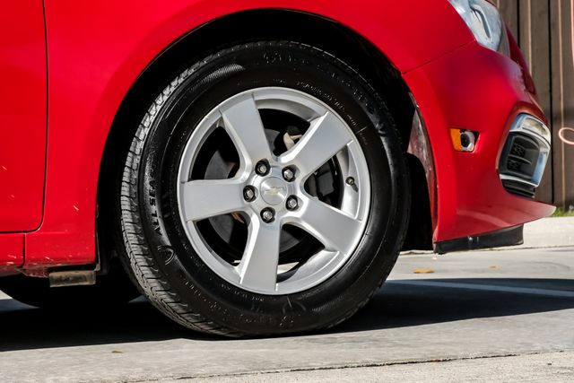 2015 Chevrolet Cruze LT Image 22 of 59