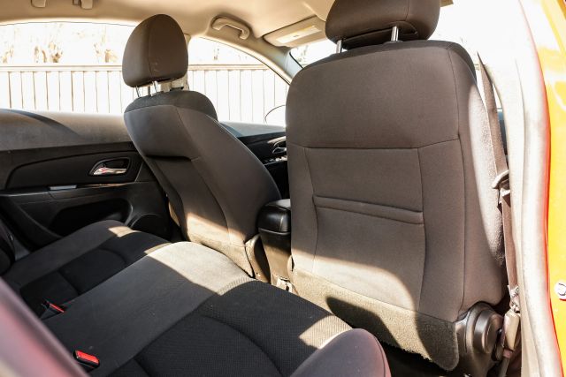 2015 Chevrolet Cruze LT Image 30 of 59