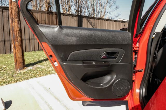 2015 Chevrolet Cruze LT Image 52 of 59