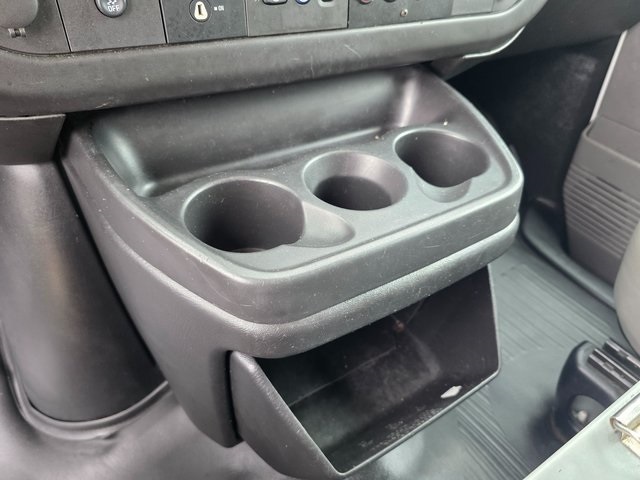 Vehicle image 23 of 43
