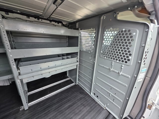 Vehicle image 12 of 43