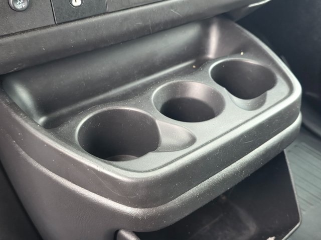 Vehicle image 36 of 43
