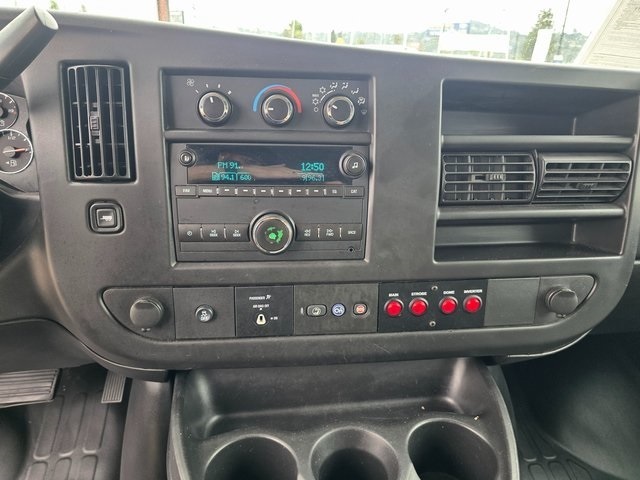 Vehicle image 22 of 43