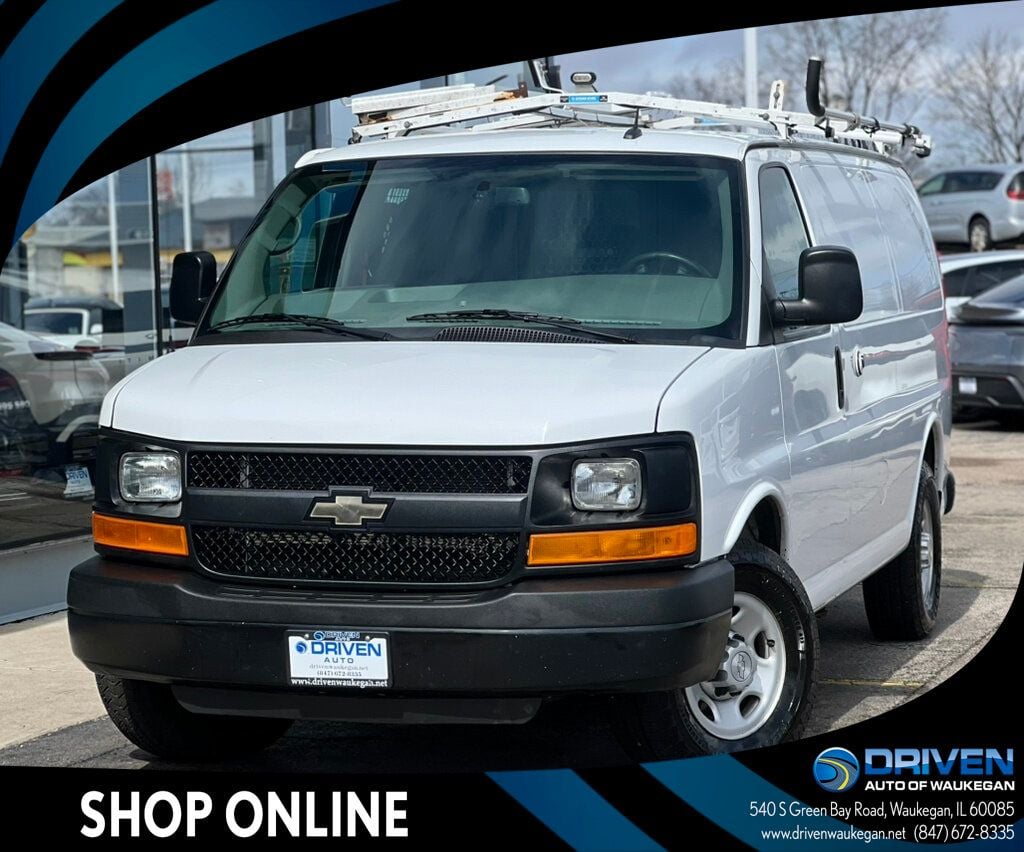 2015 Chevrolet Express Base Image 2 of 29