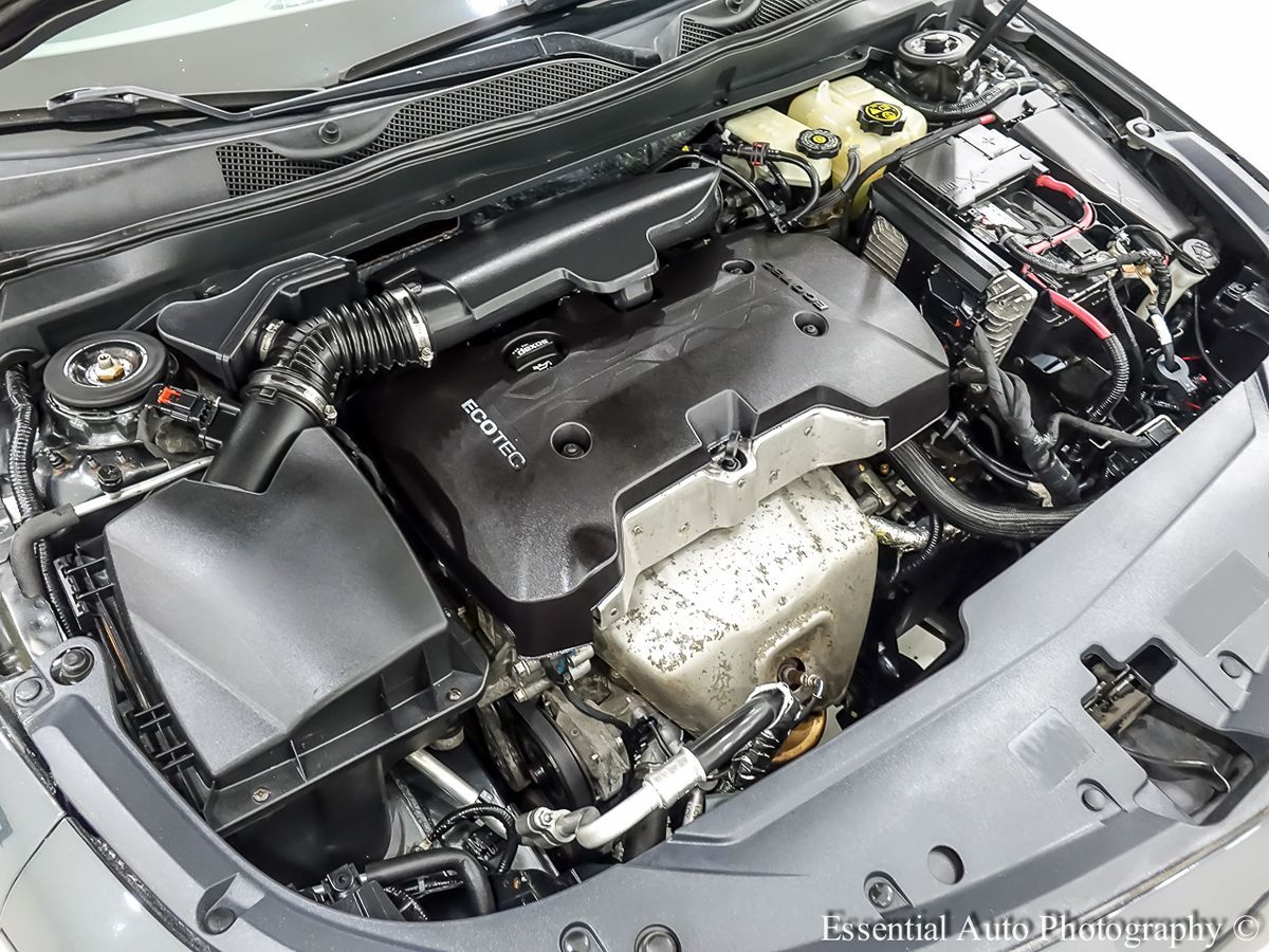 2015 Chevrolet Impala LS Image 8 of 34