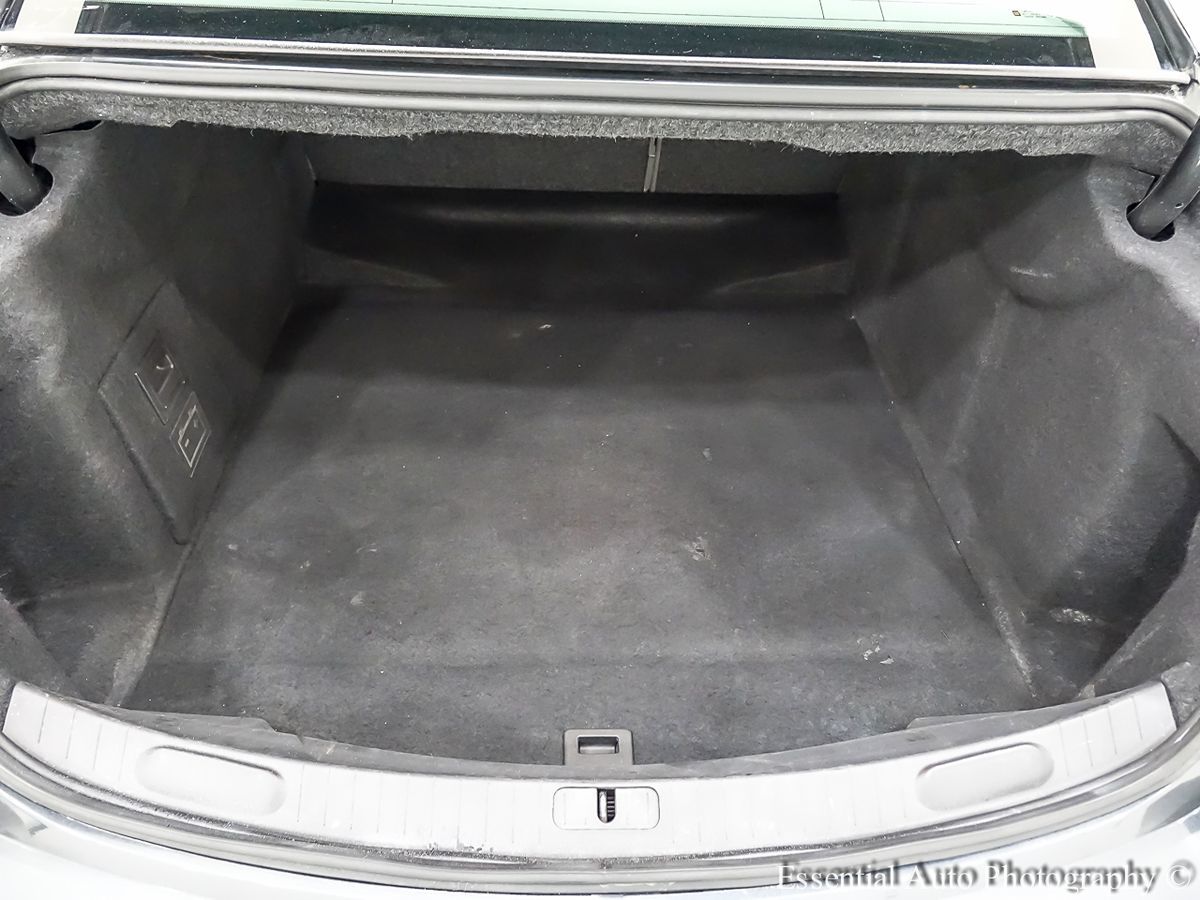 2015 Chevrolet Impala LS Image 13 of 34