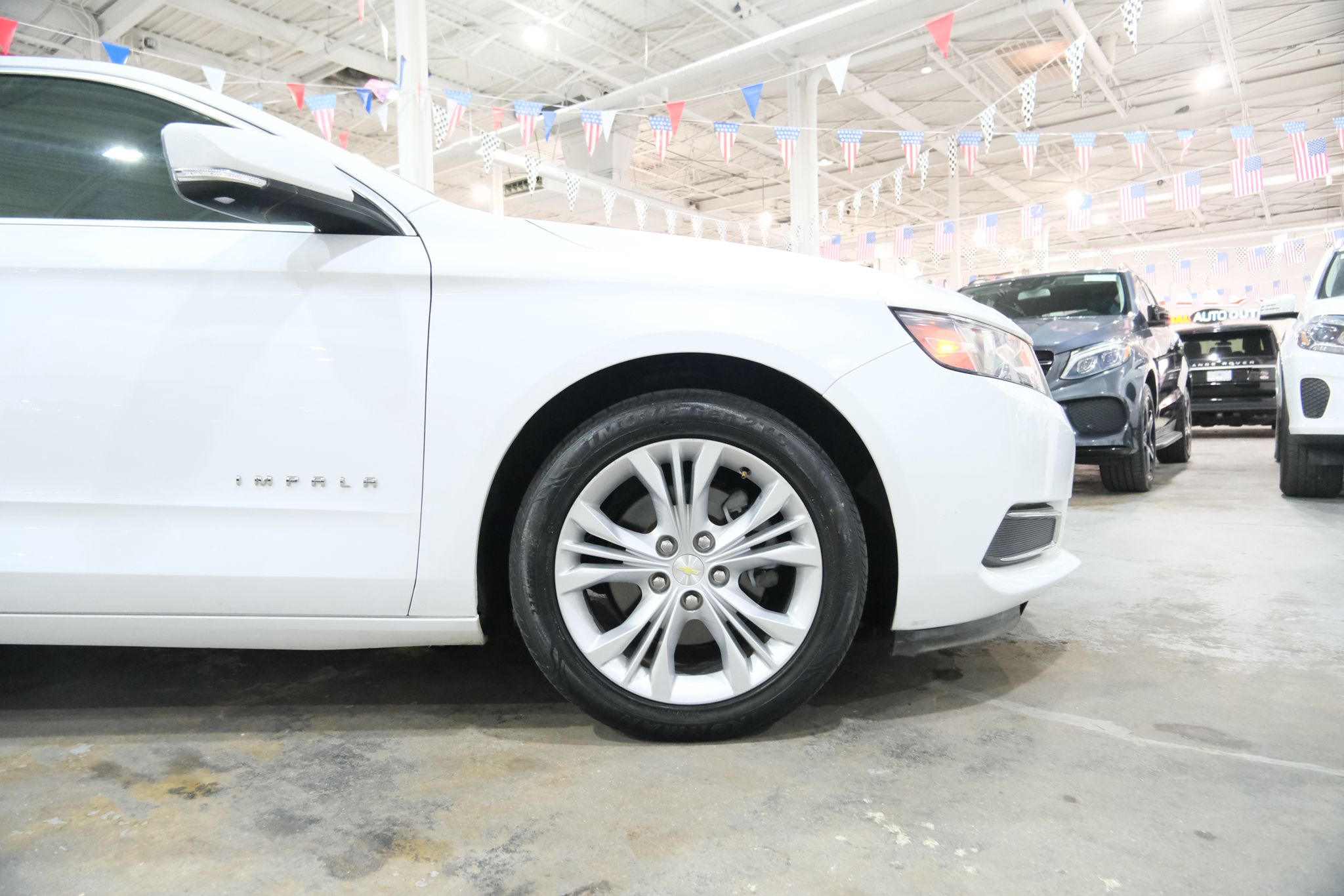 2015 Chevrolet Impala LT Image 10 of 37