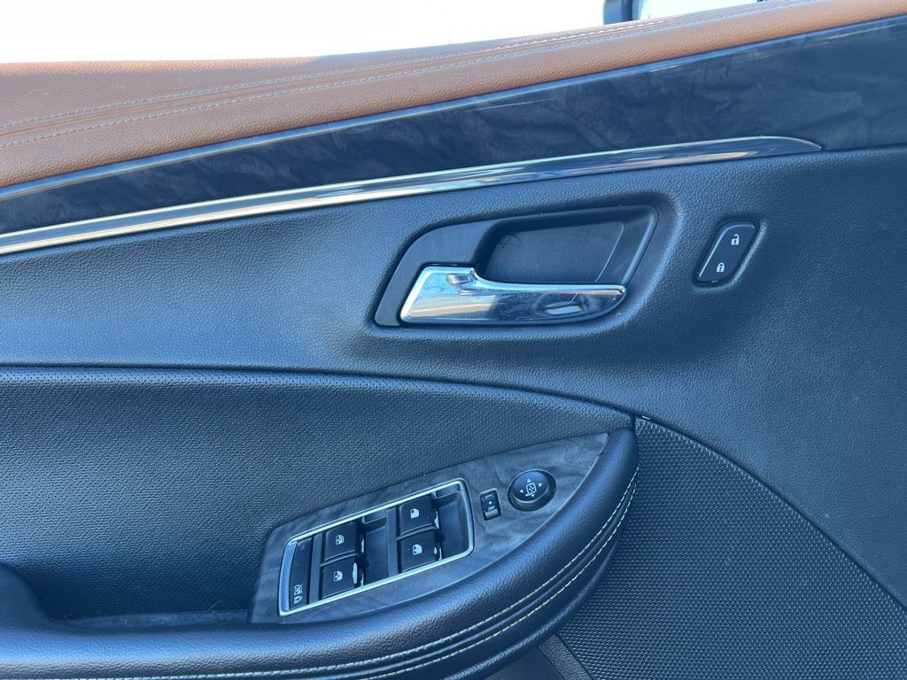 2015 Chevrolet Impala LTZ Image 14 of 23