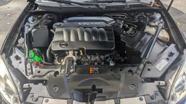 2015 Chevrolet Impala Limited LS Image 9 of 37